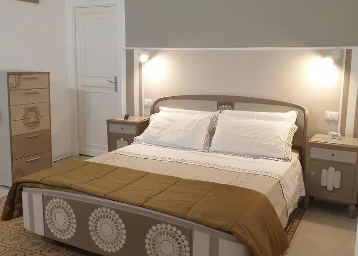 Opera Prima 28 Penzion 4*