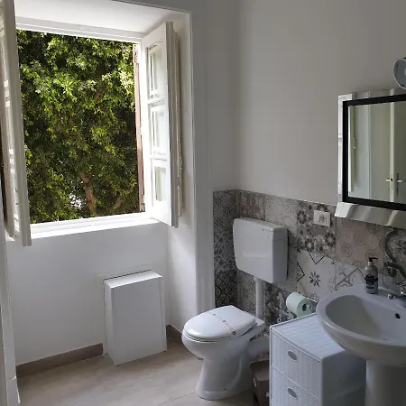 Opera Prima 28 Gasthuis Palermo