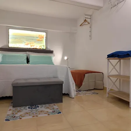 Opera Prima 28 Guest house