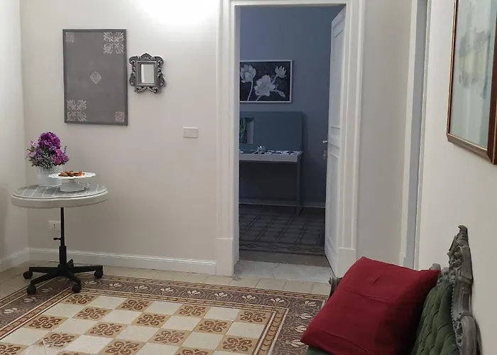 Opera Prima 28 בית הארחה 4*